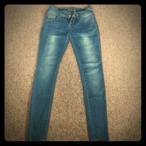 WallFlower jeans